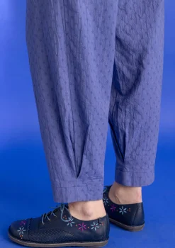 Ekopuuvillahousut dobby-kudosta1