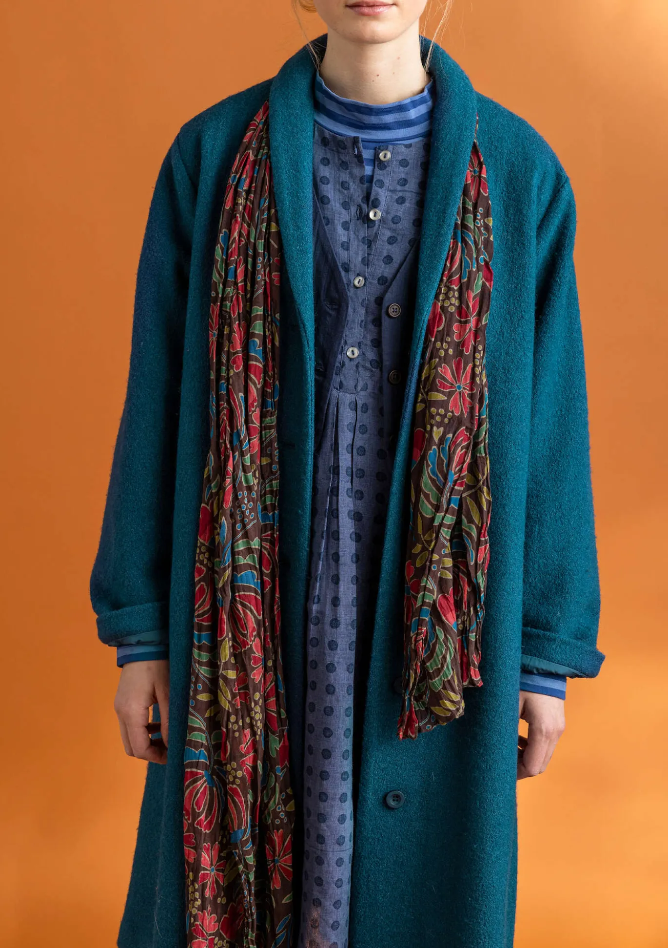 Huivi ”Hedda” ekopuuvillaa