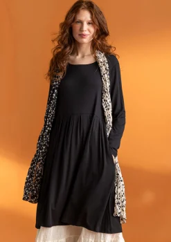 Huivi ”Hedda” ekopuuvillaa