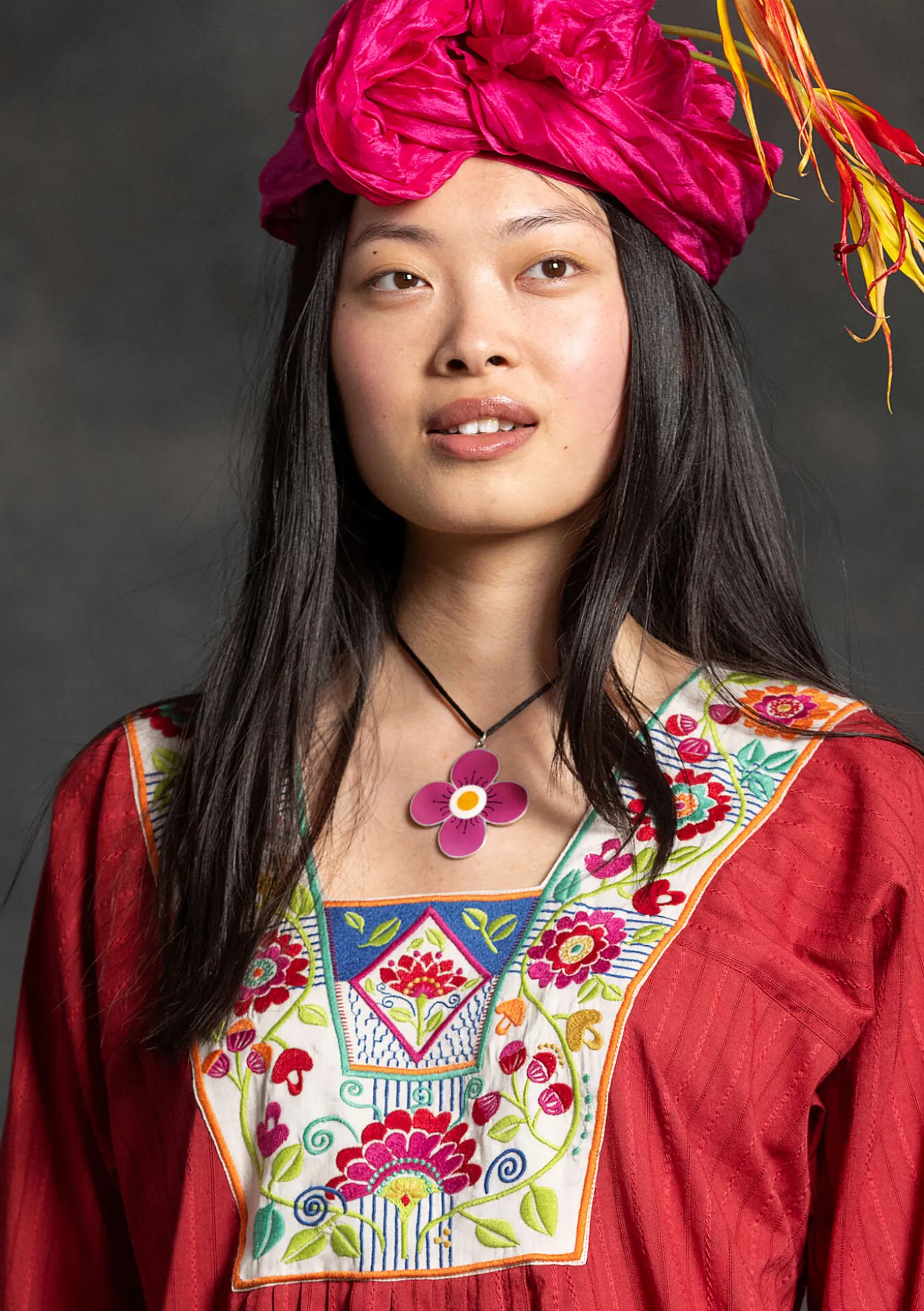 Kaulakoru "Ulla" hopeaa