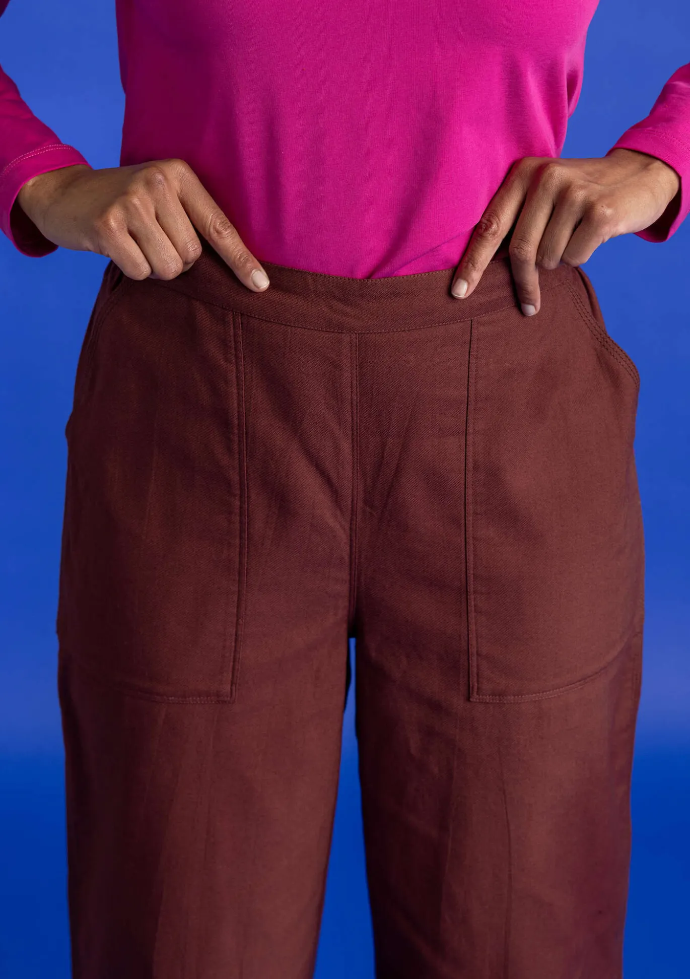 Kudotut twillhousut ekopuuvillaa