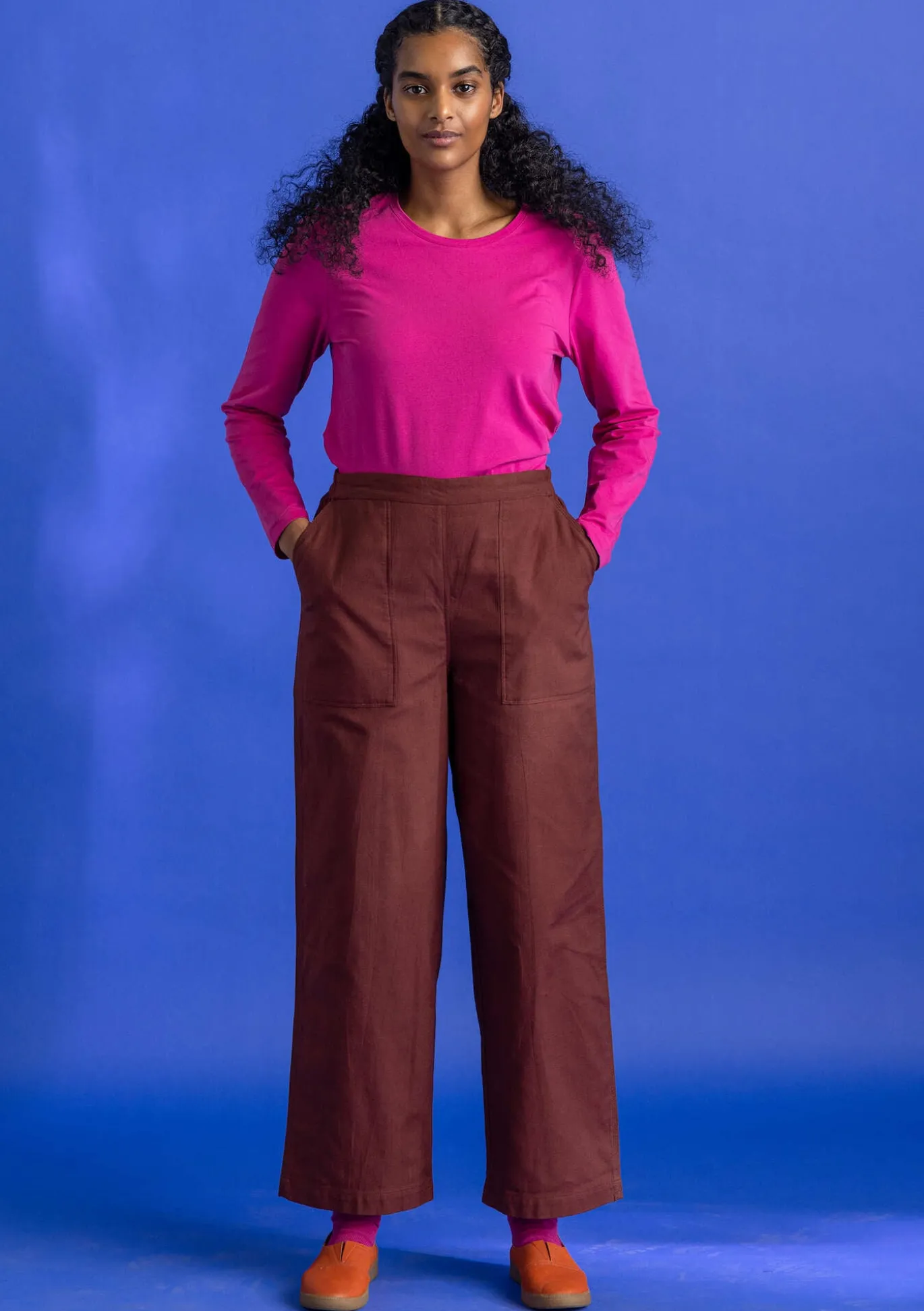 Kudotut twillhousut ekopuuvillaa