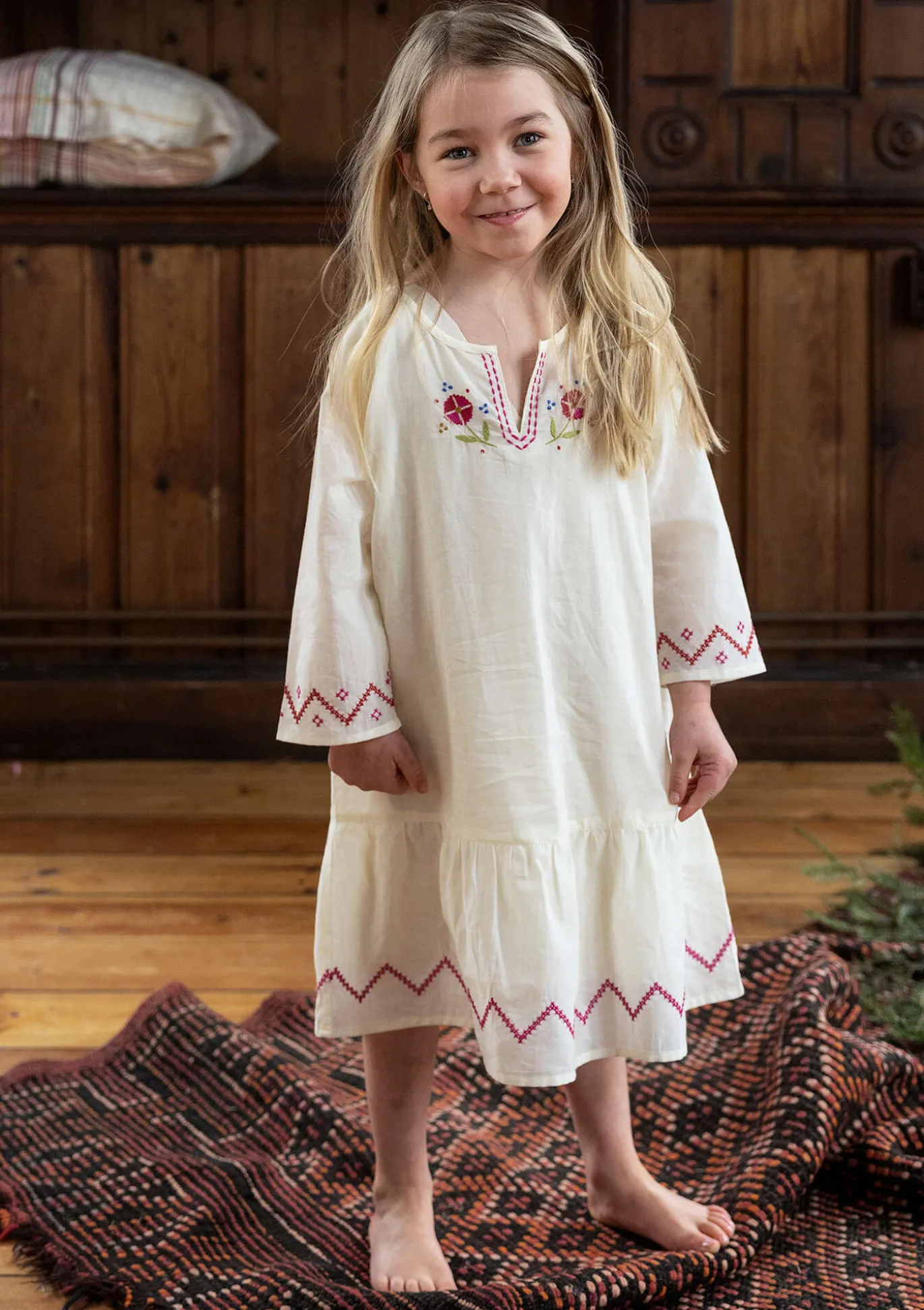 Lasten yöpaita "Twinkle" ekopuuvillaa