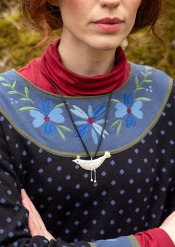 Neulepusero "Maria" ekologista ja kierrätettyä puuvillaa