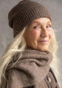 Pipo alpakkasekoitetta