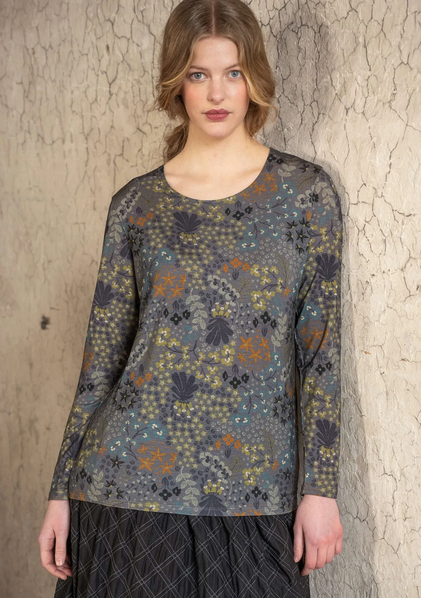 Pusero "Ylfa" lyocellia ja elastaania