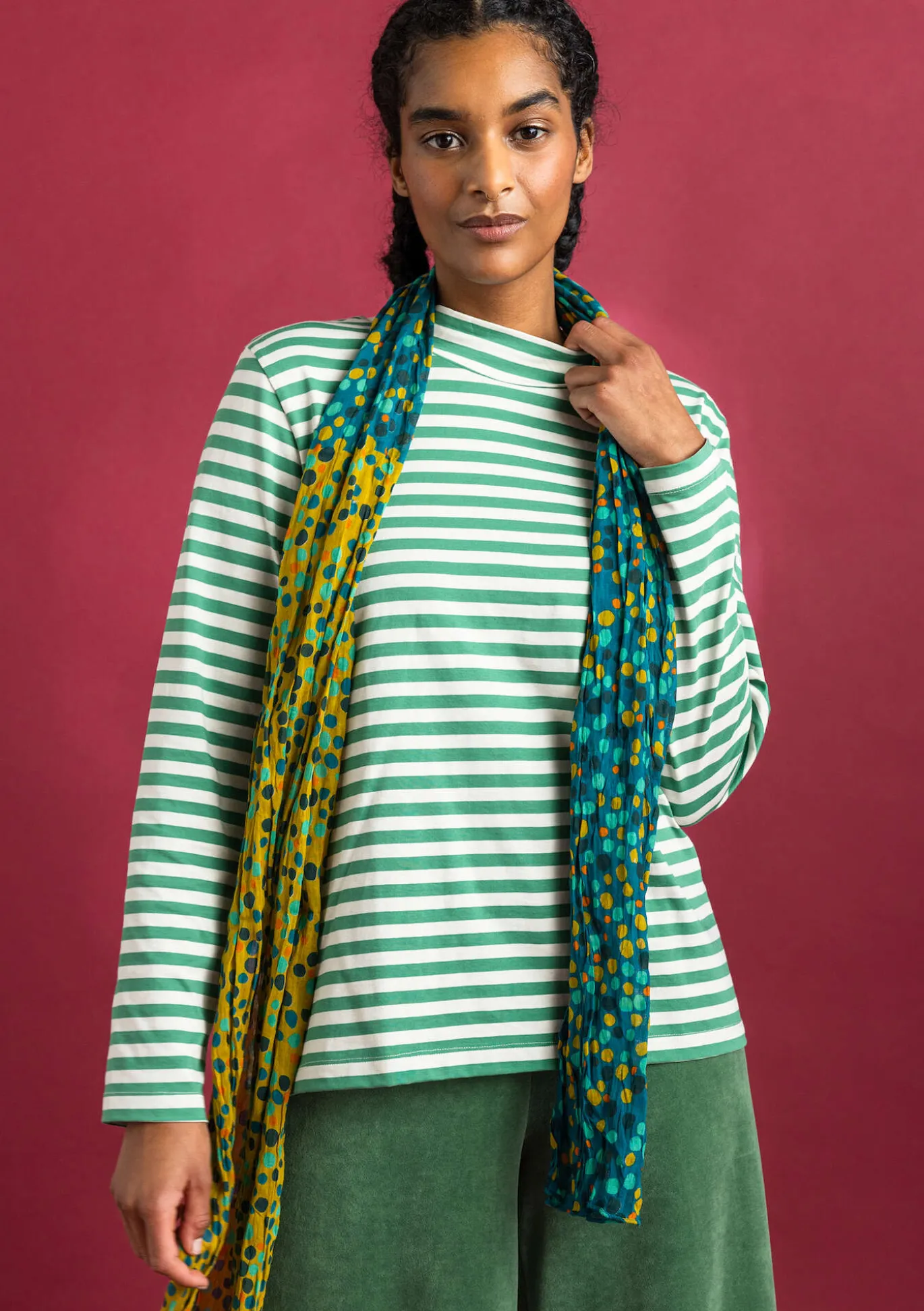 Raidallinen puolipoolo ekopuuvillaa