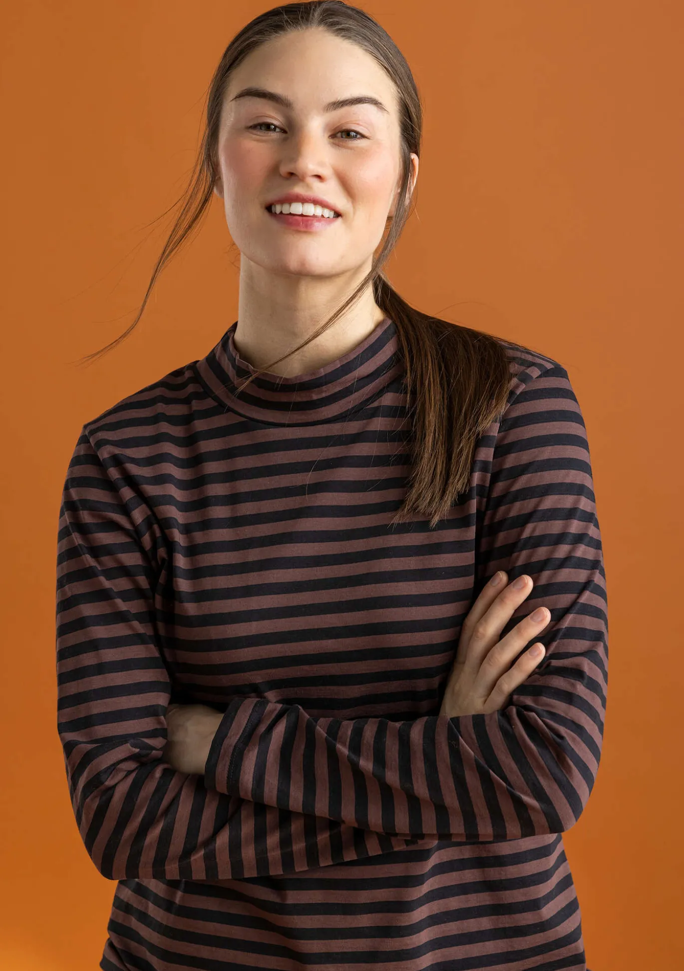 Raidallinen puolipoolo ekopuuvillaa