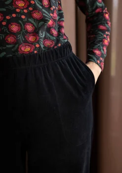 Veluurihousut "Nora" ekopuuvillaa ja kierrätettyä polyesteriä