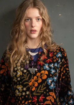 Veluurimekko "Katla" ekopuuvillaa ja kierrätettyä polyesteriä