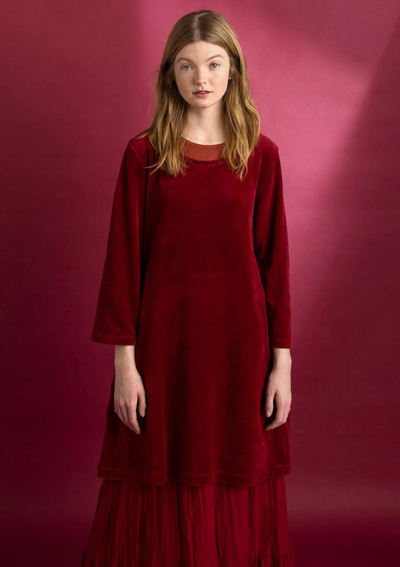 Veluuritunika ekologista puuvillaa / kierrätettyä polyesteriä