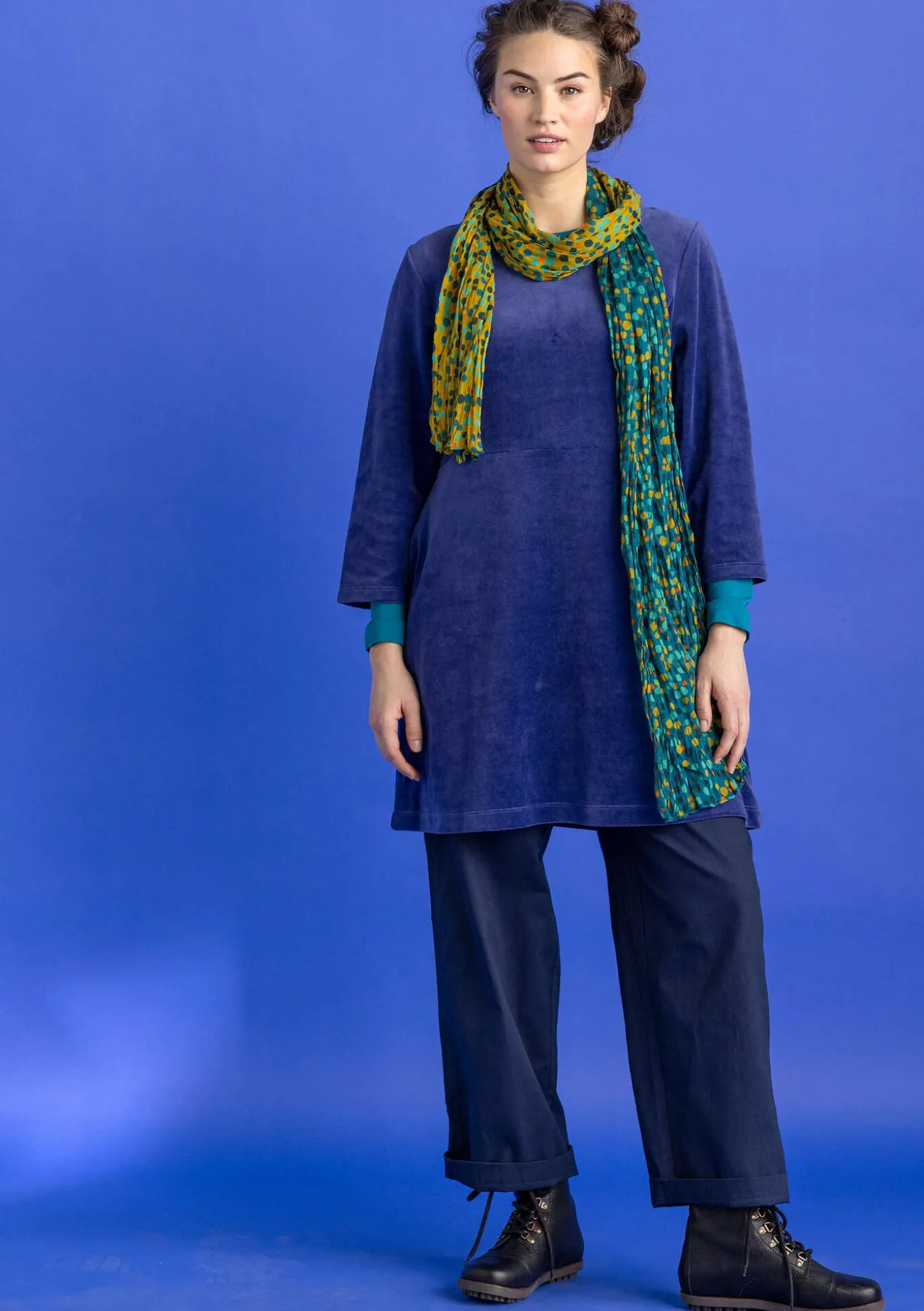 Veluuritunika ekologista puuvillaa / kierrätettyä polyesteriä